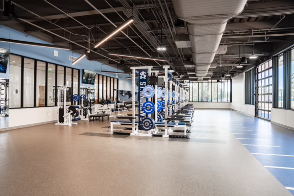 st-andrews-austin-tx-high-school-weight-room-39