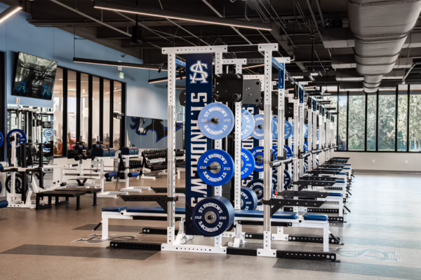 st-andrews-austin-tx-high-school-weight-room-40