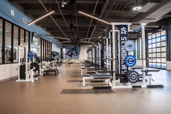 st-andrews-austin-tx-high-school-weight-room-56
