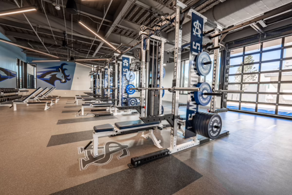 st-andrews-austin-tx-high-school-weight-room-73