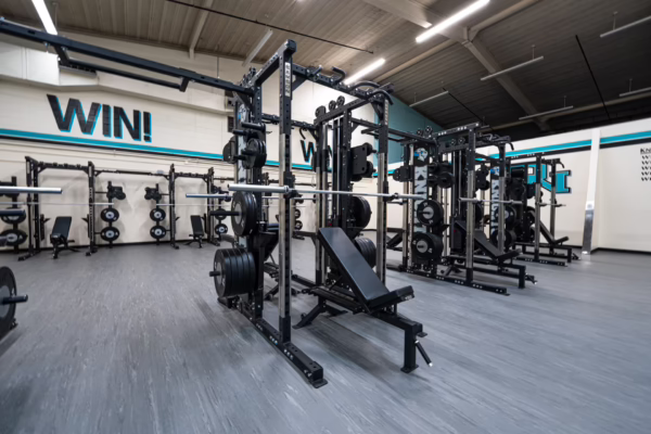 Del-Norte-Albuquerque-New-Mexico-High-School-weightroom--9